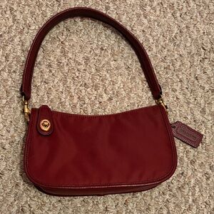 Coach Swinger 20 Shoulder Bag in Burgundy Nylon